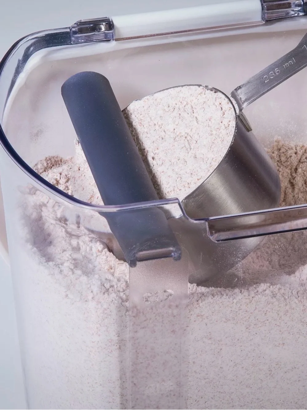 Progressive flour prokeeper